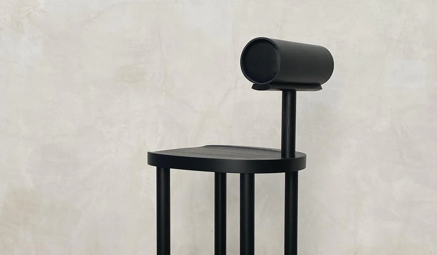 Estudio Persona Una Counter Stool - Image 12