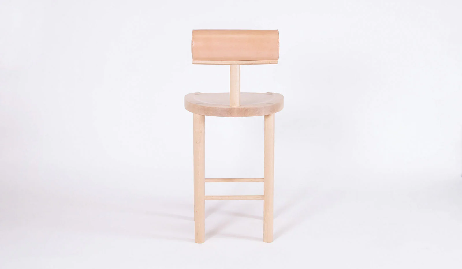 Estudio Persona Una Counter Stool - Image 13