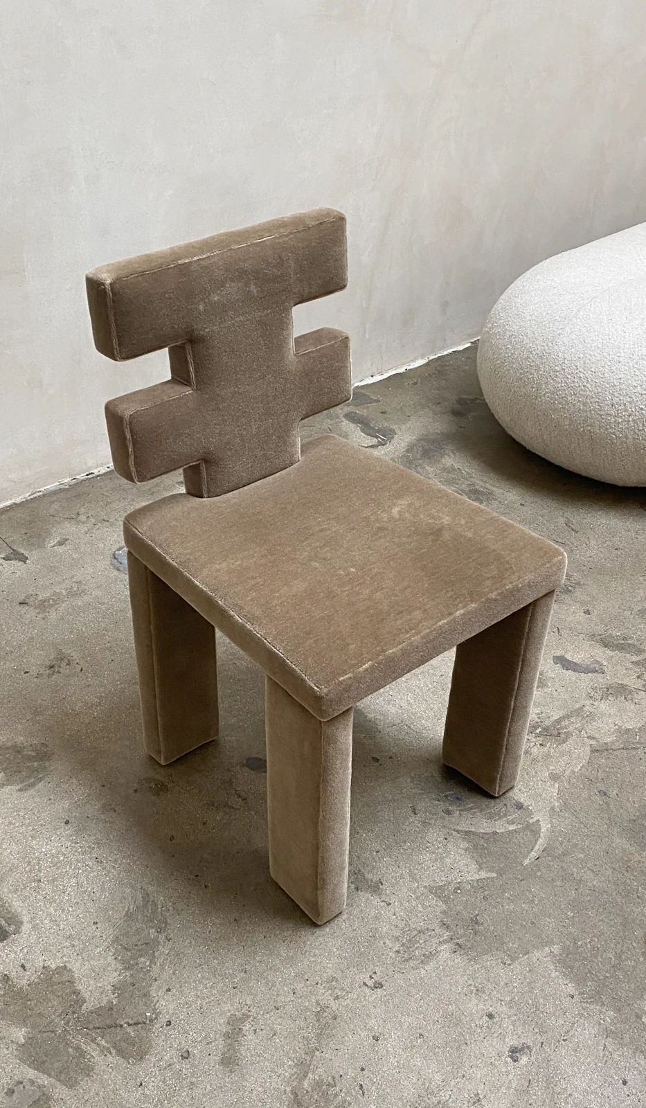 Estudio Persona H Chair - Image 8