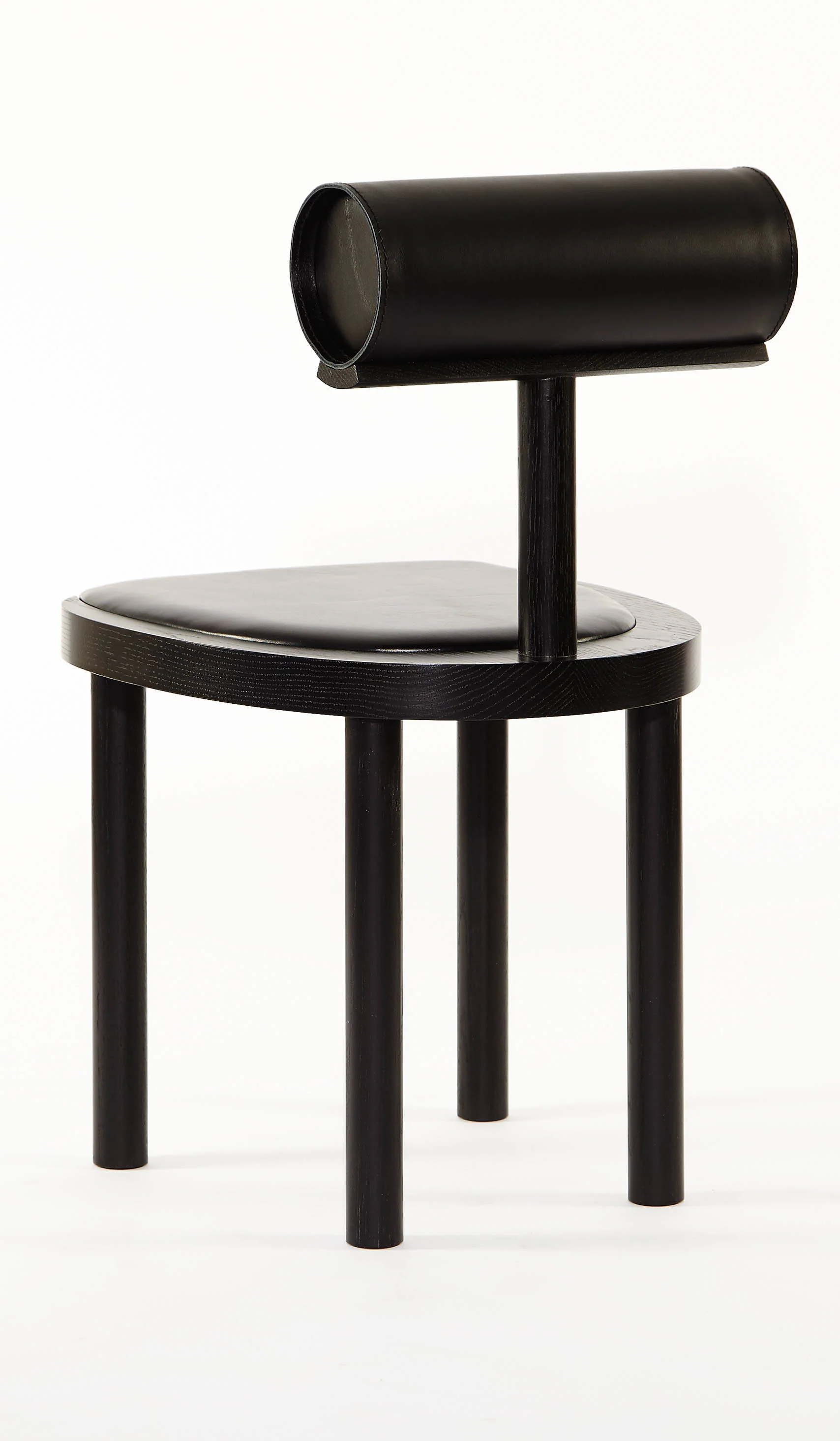 Estudio Persona Una Chair - Image 39