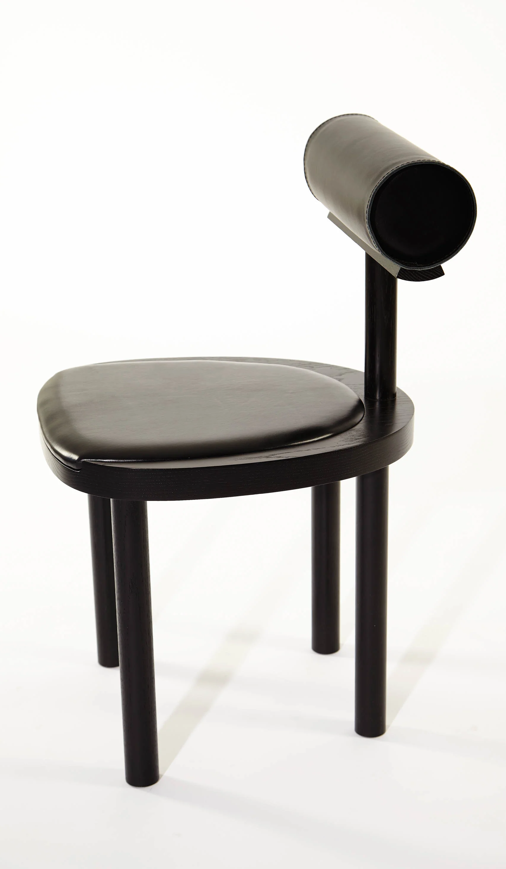 Estudio Persona Una Chair - Image 40