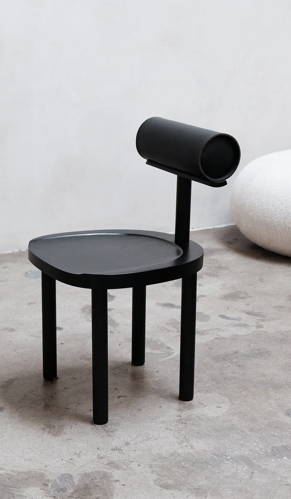 Estudio Persona Una Chair - Image 5