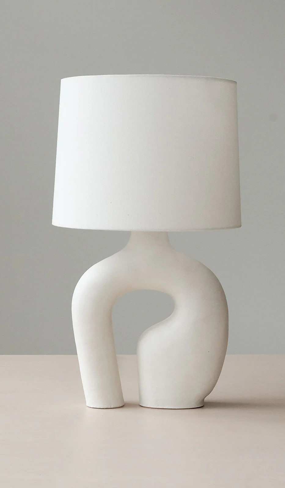 Kassandra Thatcher Oblong Loop Table Lamp - Image 6