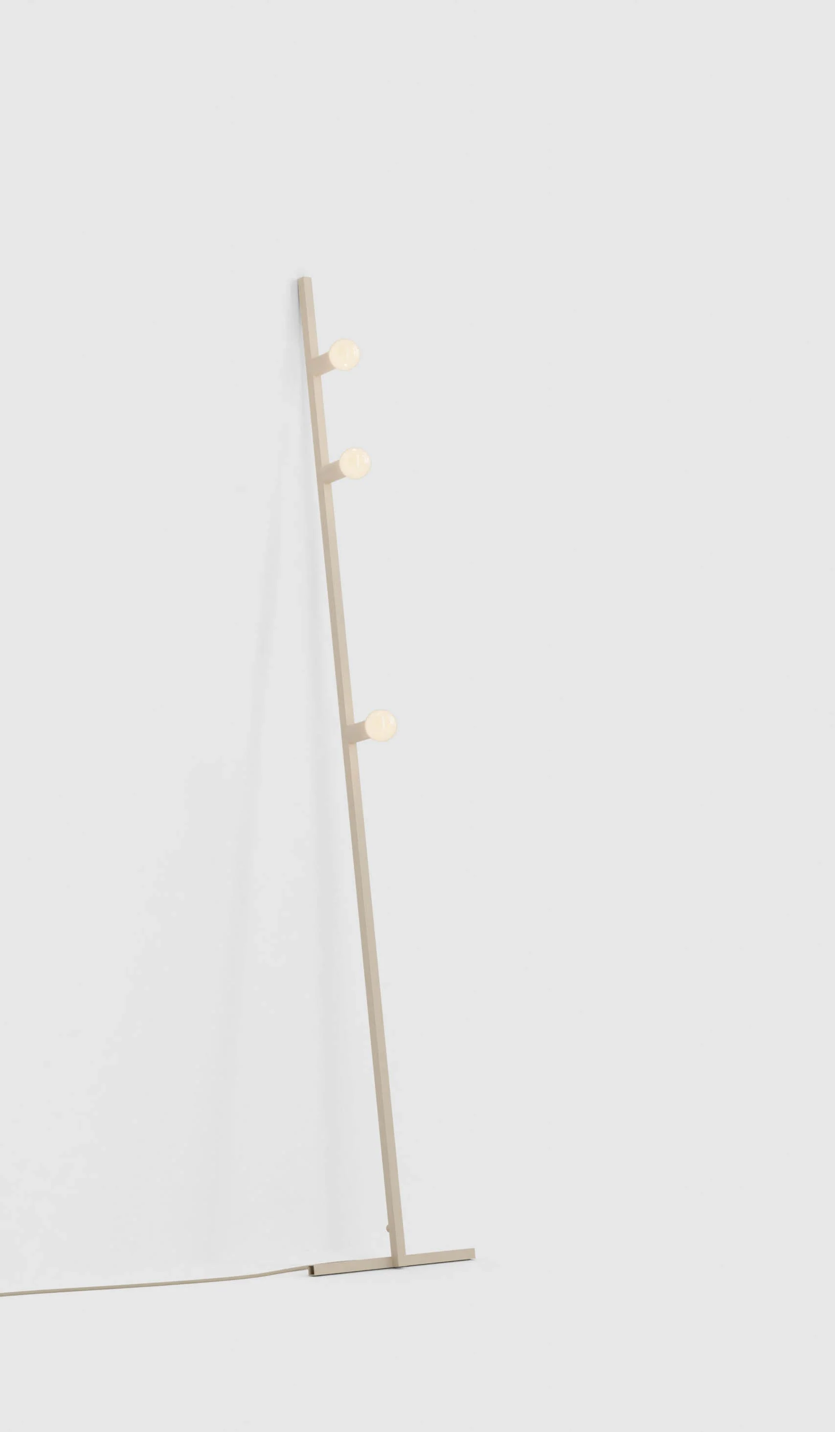 Lambert & Fils Dot 05 Line Floor Lamp - Image 12