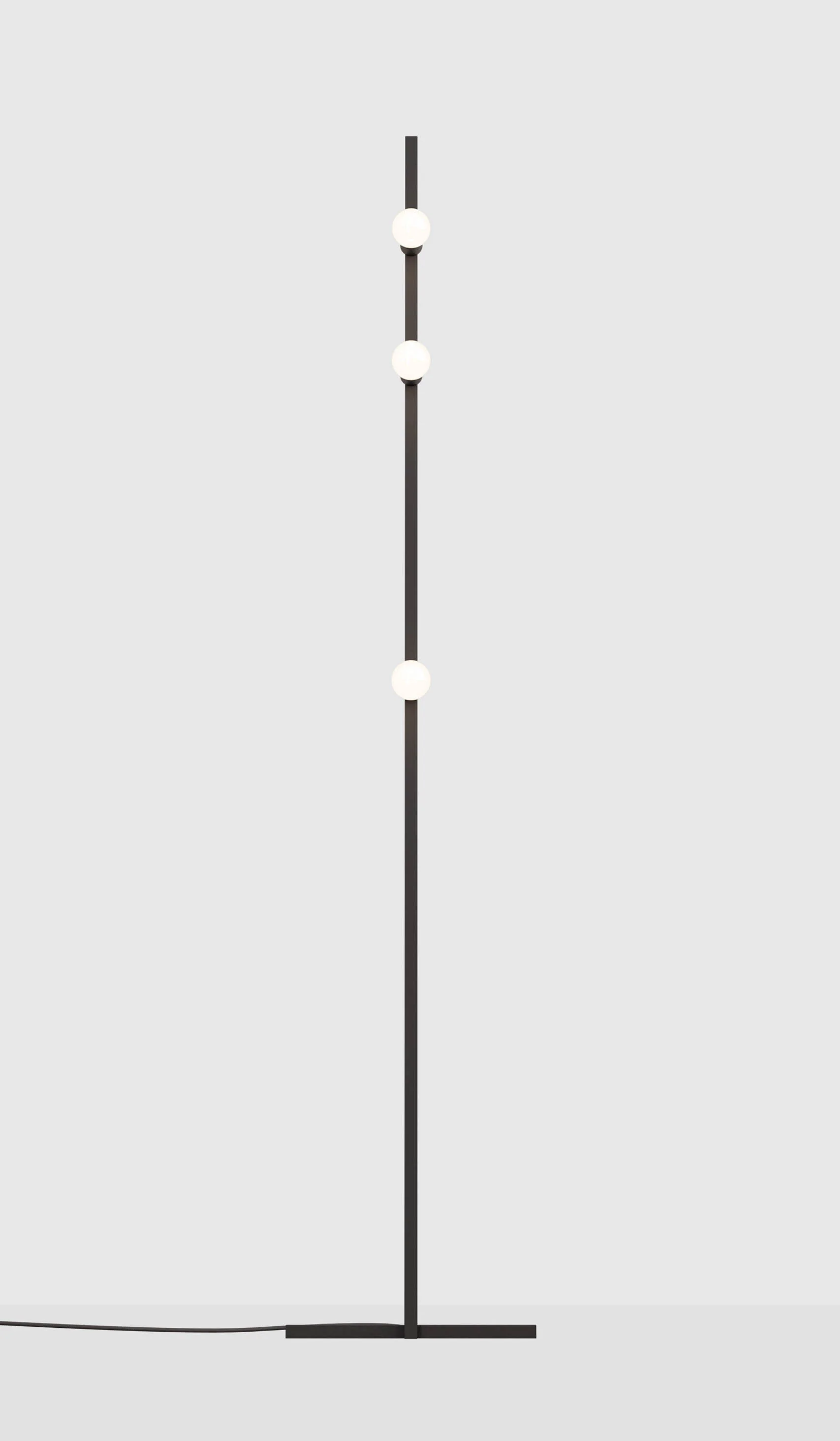 Lambert & Fils Dot 05 Line Floor Lamp - Image 14