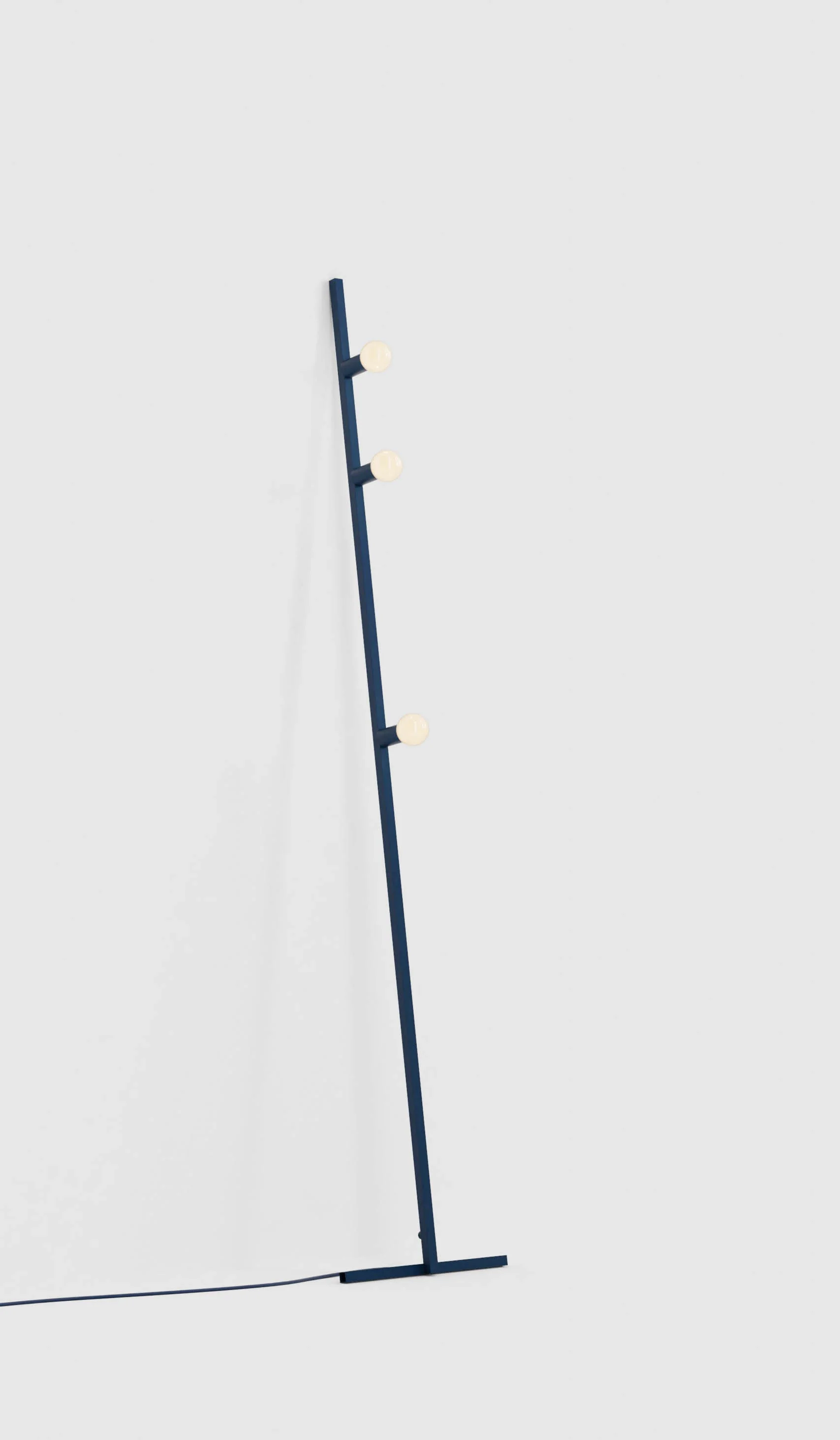 Lambert & Fils Dot 05 Line Floor Lamp - Image 18