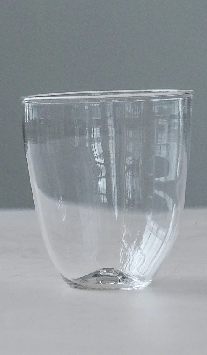 Set of 2 Organic Shaped Cocktail Glasses - Image 3